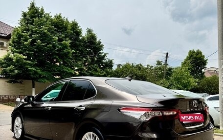 Toyota Camry, 2020 год, 2 800 000 рублей, 2 фотография