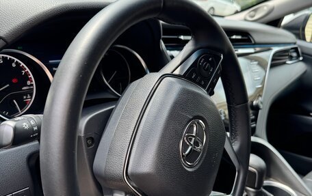 Toyota Camry, 2020 год, 2 800 000 рублей, 7 фотография