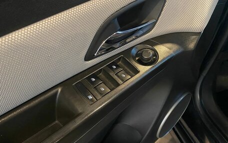 Chevrolet Cruze II, 2013 год, 802 000 рублей, 22 фотография