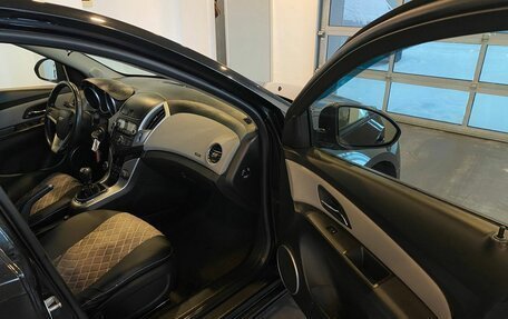 Chevrolet Cruze II, 2013 год, 802 000 рублей, 27 фотография