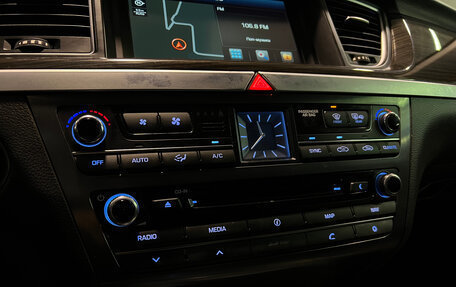 Hyundai Genesis II, 2015 год, 2 240 000 рублей, 14 фотография