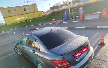 Mercedes-Benz C-Класс, 2011 год, 1 050 000 рублей, 3 фотография