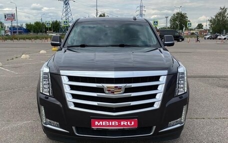 Cadillac Escalade IV, 2015 год, 3 500 000 рублей, 1 фотография