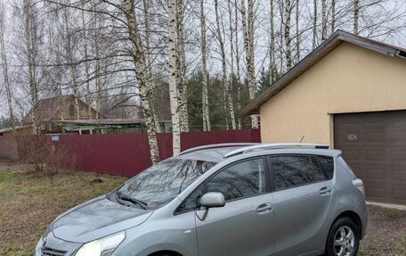 Toyota Verso I, 2010 год, 820 000 рублей, 1 фотография