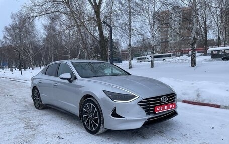 Hyundai Sonata VIII, 2021 год, 2 650 000 рублей, 1 фотография