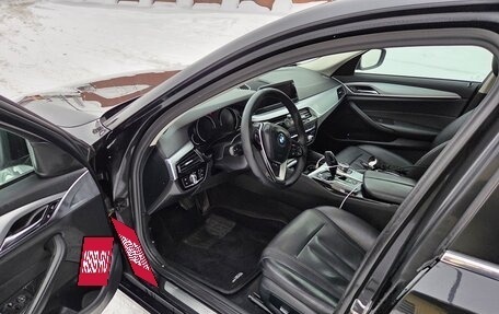 BMW 5 серия, 2017 год, 1 999 000 рублей, 6 фотография