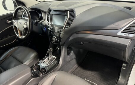 Hyundai Santa Fe III рестайлинг, 2017 год, 2 499 800 рублей, 3 фотография