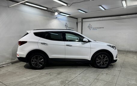 Hyundai Santa Fe III рестайлинг, 2017 год, 2 499 800 рублей, 18 фотография