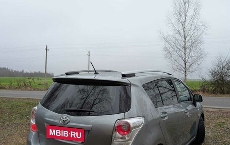 Toyota Verso I, 2010 год, 820 000 рублей, 5 фотография