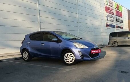 Toyota Aqua I, 2016 год, 850 000 рублей, 2 фотография