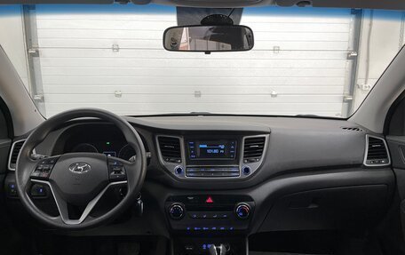 Hyundai Tucson III, 2016 год, 2 099 000 рублей, 10 фотография