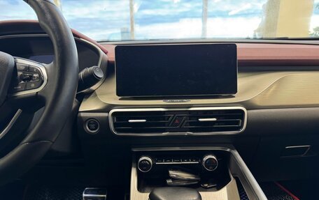 Geely Coolray I, 2023 год, 1 747 000 рублей, 11 фотография