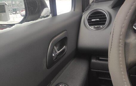 Peugeot 3008 I рестайлинг, 2012 год, 750 000 рублей, 16 фотография