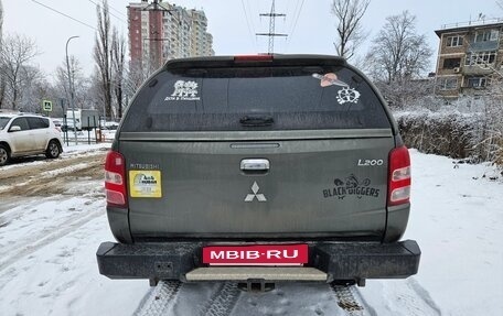 Mitsubishi L200 IV рестайлинг, 2017 год, 2 800 000 рублей, 4 фотография