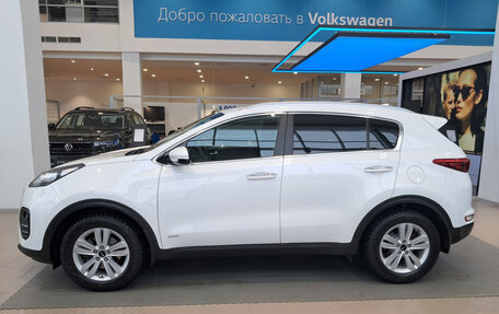 KIA Sportage IV рестайлинг, 2018 год, 2 050 000 рублей, 10 фотография