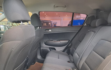 KIA Sportage IV рестайлинг, 2018 год, 2 050 000 рублей, 15 фотография