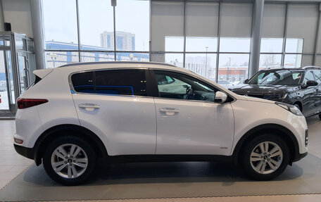 KIA Sportage IV рестайлинг, 2018 год, 2 050 000 рублей, 5 фотография