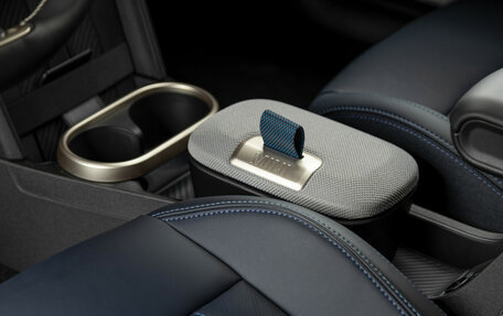 MINI Hatch, 2024 год, 5 500 000 рублей, 9 фотография