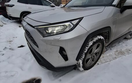 Toyota RAV4, 2020 год, 3 250 000 рублей, 7 фотография