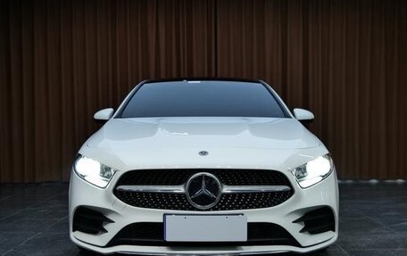 Mercedes-Benz A-Класс, 2022 год, 2 250 000 рублей, 2 фотография