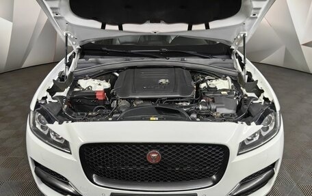 Jaguar F-Pace, 2017 год, 2 535 000 рублей, 11 фотография