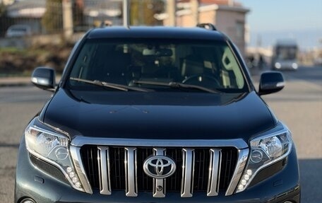 Toyota Land Cruiser Prado 150 рестайлинг 2, 2015 год, 3 649 000 рублей, 1 фотография