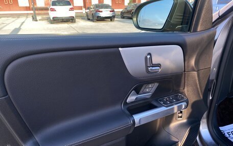 Mercedes-Benz GLB, 2020 год, 3 500 000 рублей, 21 фотография