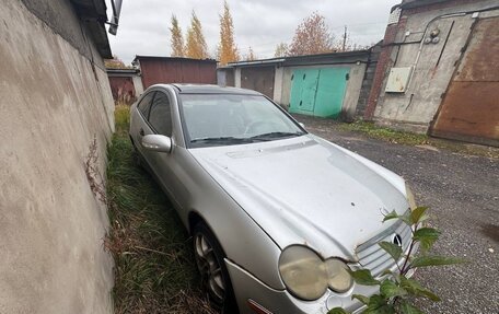 Mercedes-Benz C-Класс, 2002 год, 250 000 рублей, 4 фотография