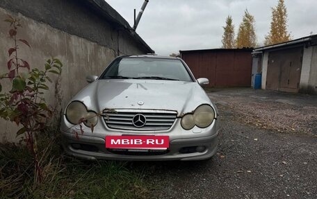 Mercedes-Benz C-Класс, 2002 год, 250 000 рублей, 6 фотография