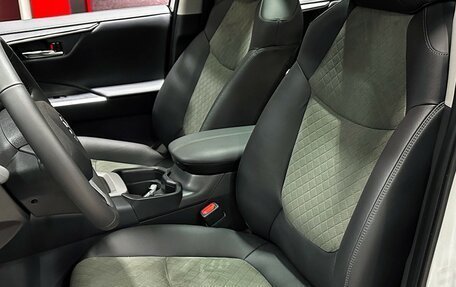 Toyota RAV4, 2025 год, 3 997 000 рублей, 12 фотография