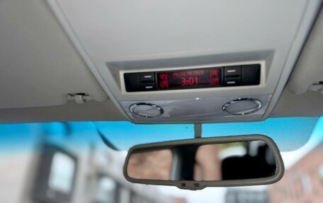 Volkswagen Multivan T5, 2008 год, 2 399 000 рублей, 34 фотография