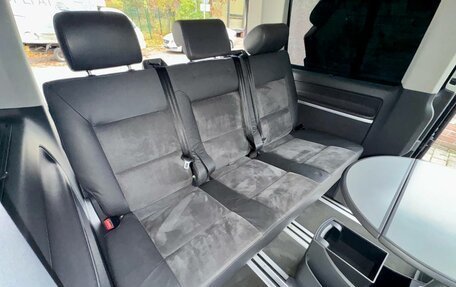 Volkswagen Multivan T5, 2008 год, 2 399 000 рублей, 27 фотография