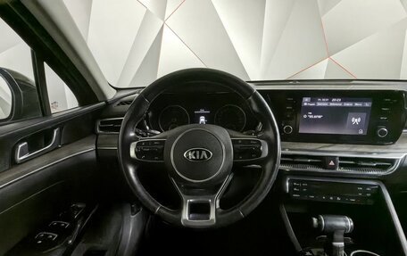 KIA K5, 2021 год, 2 135 000 рублей, 19 фотография