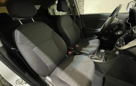 Hyundai Solaris II рестайлинг, 2014 год, 880 000 рублей, 23 фотография