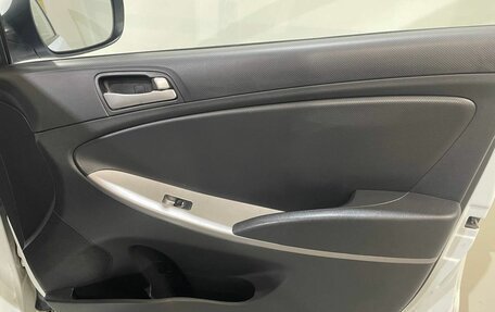 Hyundai Solaris II рестайлинг, 2014 год, 880 000 рублей, 15 фотография