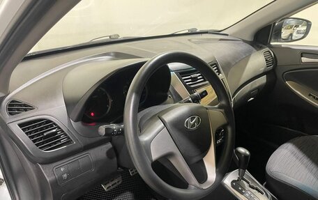 Hyundai Solaris II рестайлинг, 2014 год, 880 000 рублей, 26 фотография