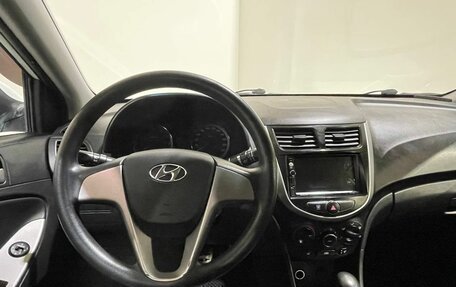 Hyundai Solaris II рестайлинг, 2014 год, 880 000 рублей, 29 фотография