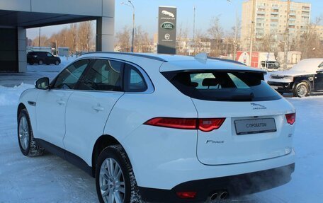 Jaguar F-Pace, 2017 год, 4 200 000 рублей, 7 фотография