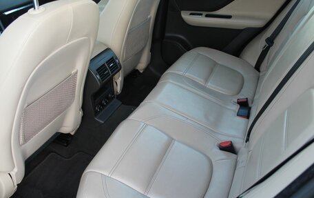 Jaguar F-Pace, 2017 год, 4 200 000 рублей, 16 фотография