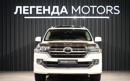 Toyota Land Cruiser 200, 2018 год, 8 500 000 рублей, 2 фотография