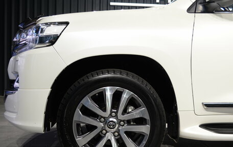 Toyota Land Cruiser 200, 2018 год, 8 500 000 рублей, 11 фотография