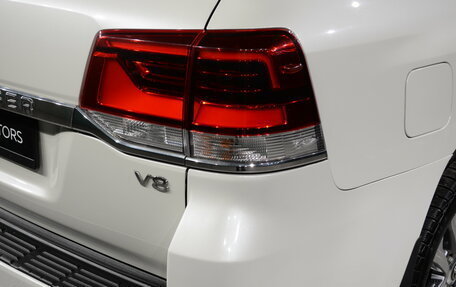 Toyota Land Cruiser 200, 2018 год, 8 500 000 рублей, 10 фотография