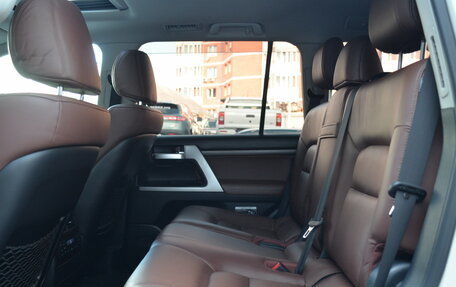 Toyota Land Cruiser 200, 2018 год, 8 500 000 рублей, 29 фотография