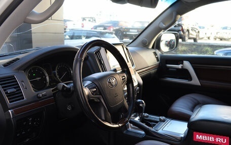 Toyota Land Cruiser 200, 2018 год, 8 500 000 рублей, 28 фотография