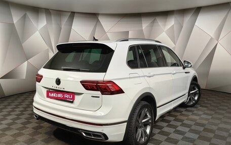 Volkswagen Tiguan II, 2021 год, 3 355 000 рублей, 2 фотография