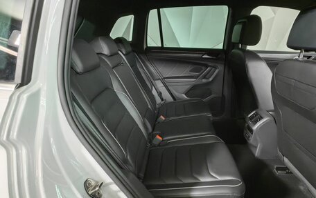 Volkswagen Tiguan II, 2021 год, 3 355 000 рублей, 15 фотография