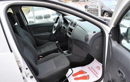 Renault Logan II, 2020 год, 439 000 рублей, 12 фотография