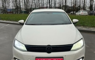 Volkswagen Jetta VI, 2013 год, 880 000 рублей, 1 фотография