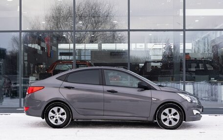 Hyundai Solaris II рестайлинг, 2015 год, 800 000 рублей, 8 фотография