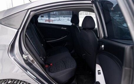 Hyundai Solaris II рестайлинг, 2015 год, 800 000 рублей, 12 фотография